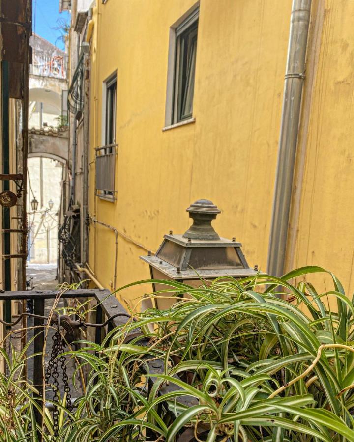 Bed and Breakfast La Casa Degli Angeli Salerno Exterior foto